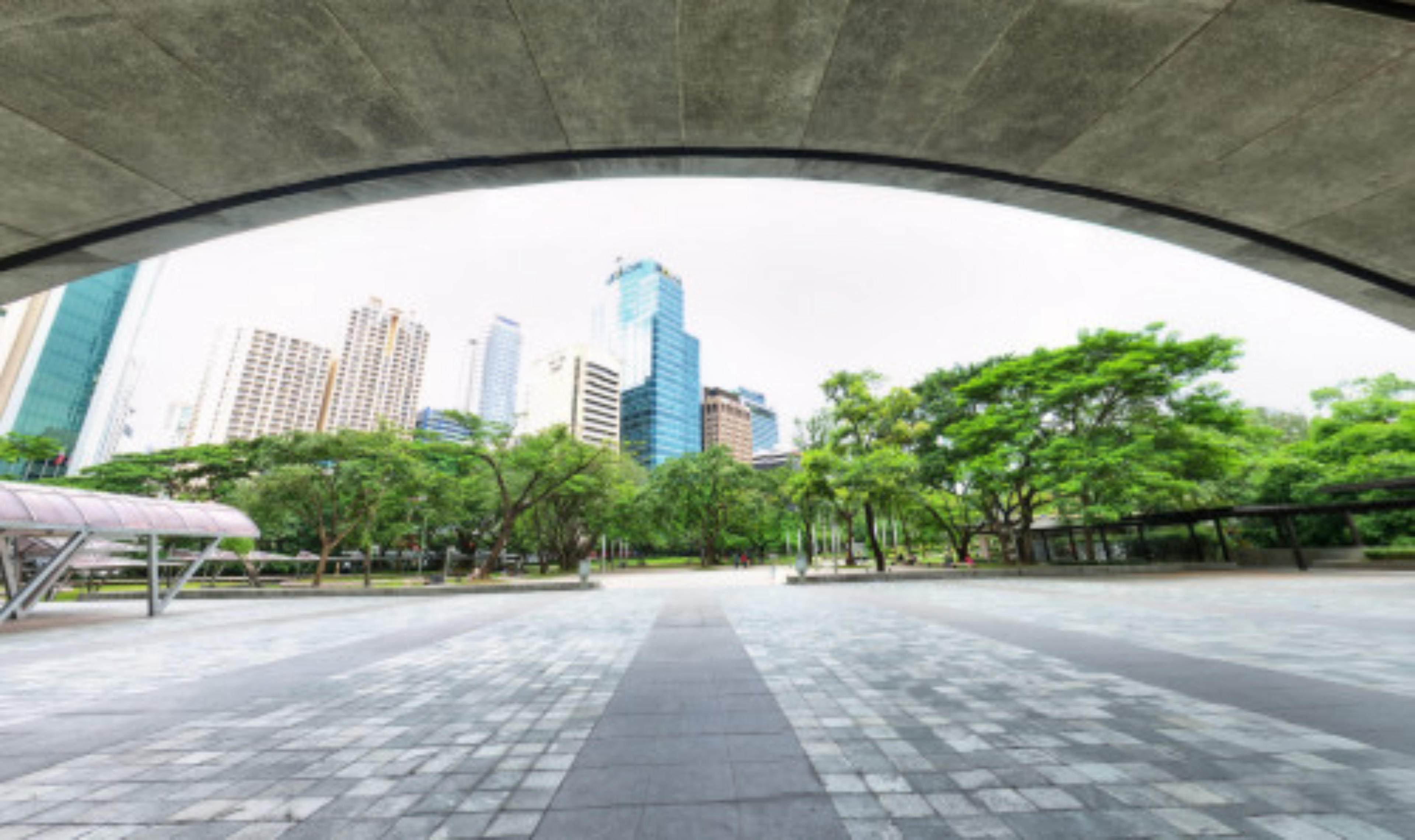 Ayala Triangle Gardens, Manila, Philippines virtual tour preview