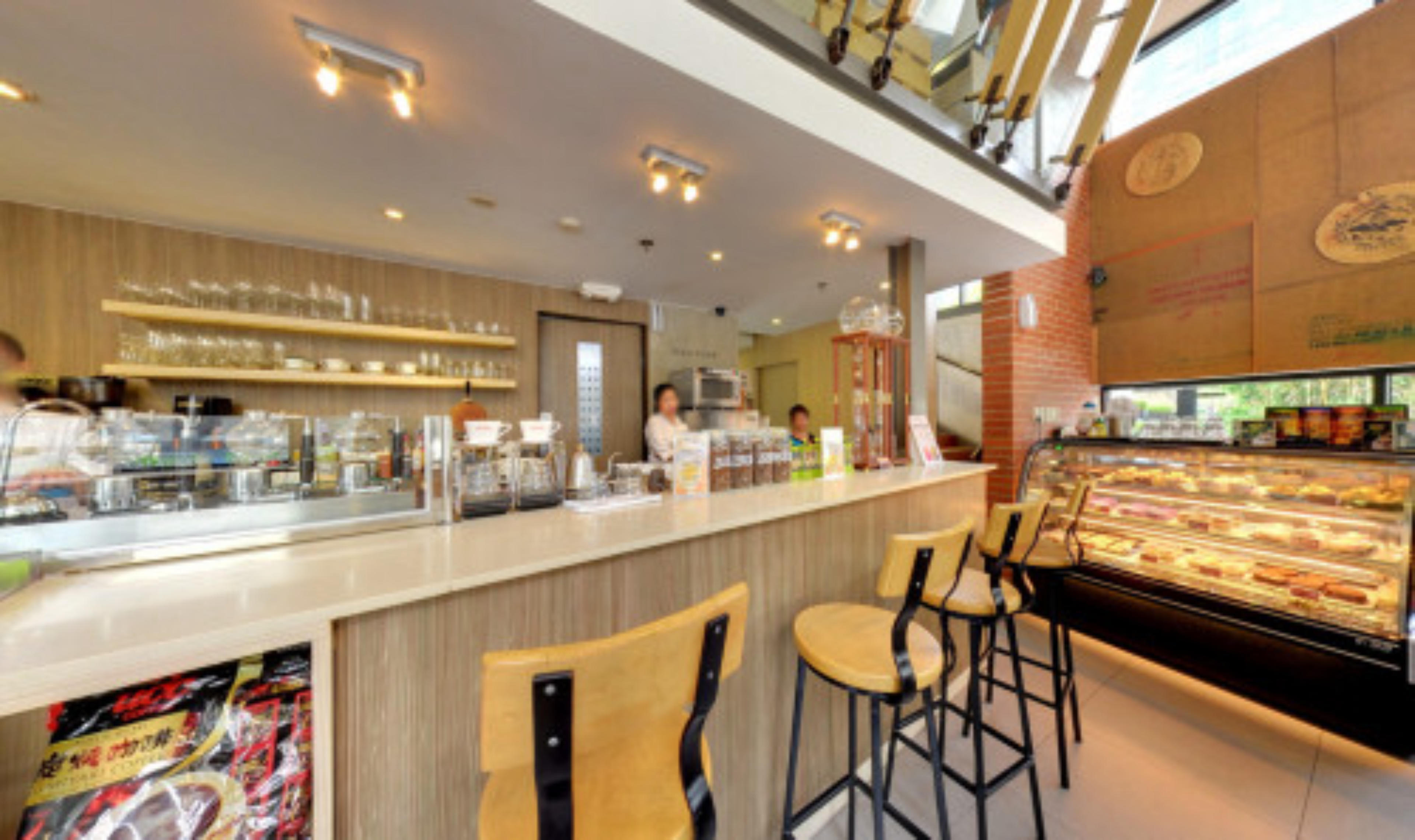 UCC Mentoré Coffee + Bar, Manila, Philippines virtual tour preview