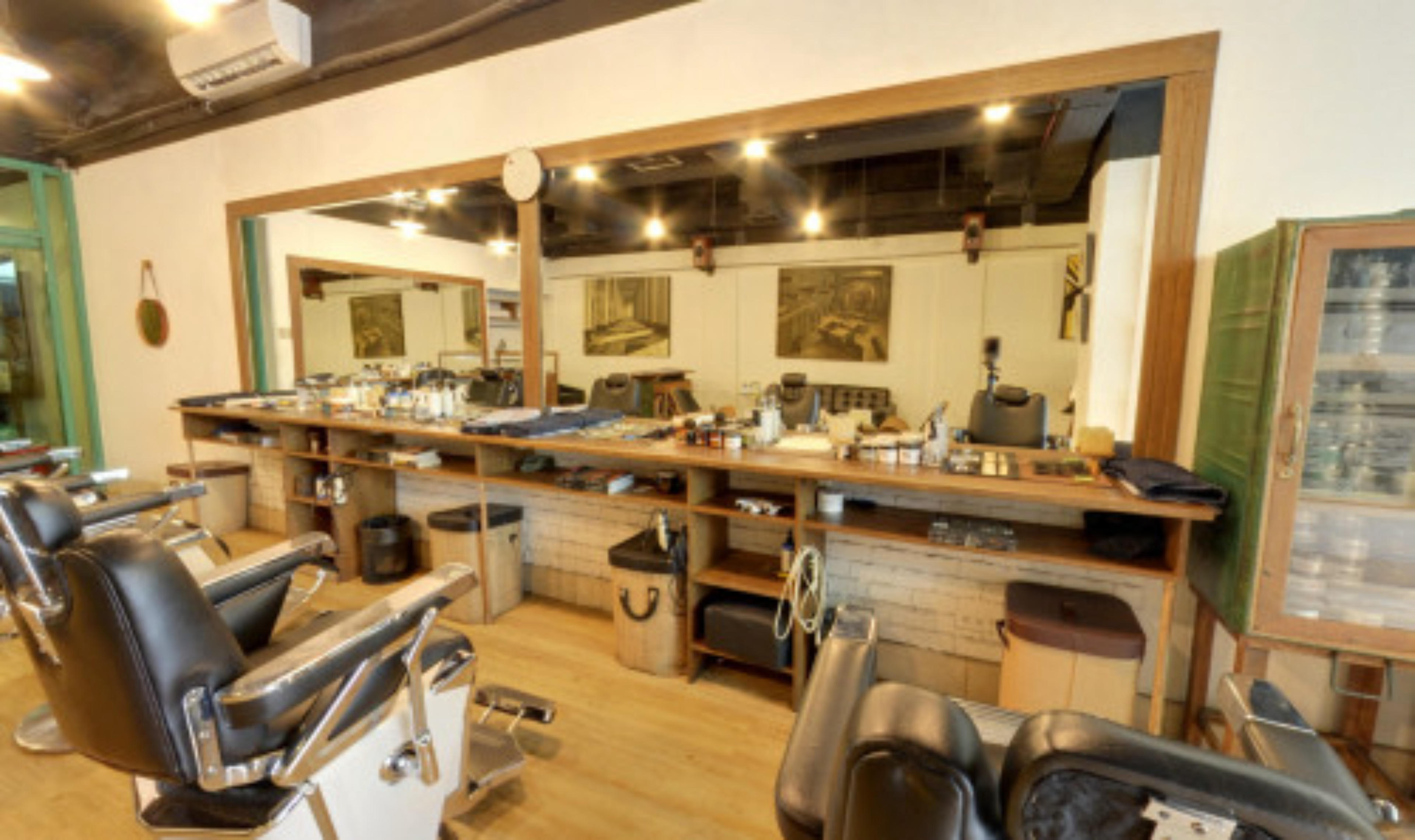 Back Alley Barbershop, Manila, Philippines virtual tour preview