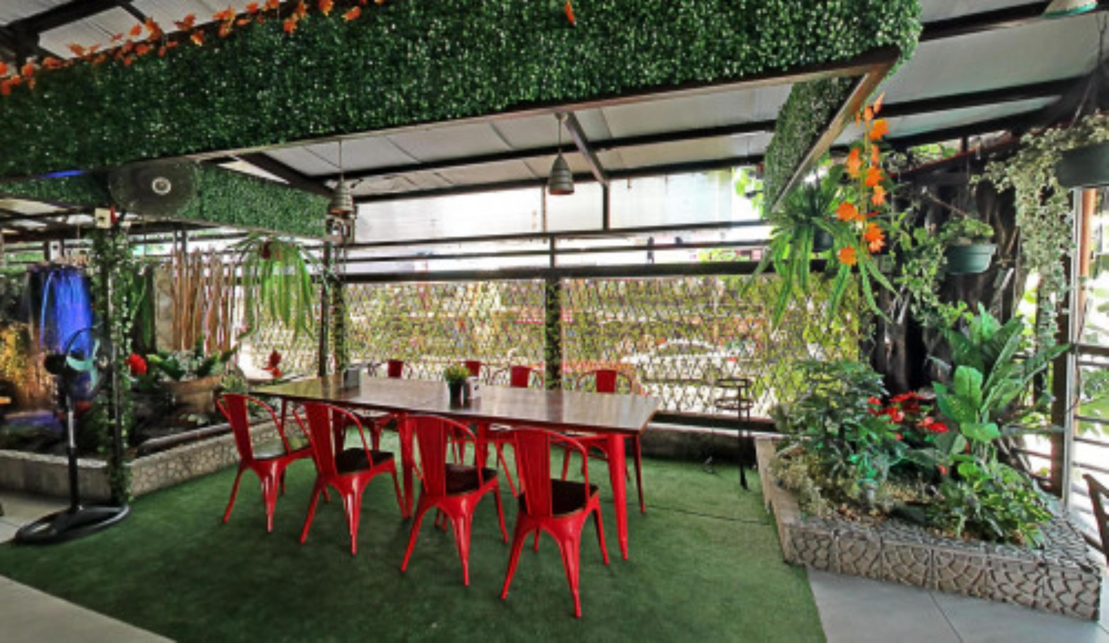 Flight 88 Restaurant and Grill, Manila, Philippines virtual tour preview